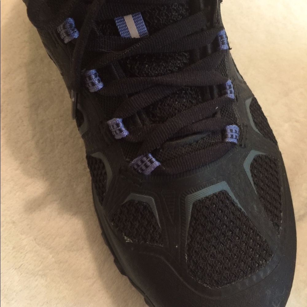 New Merrell Fiery Black Performance Athletic Shoes